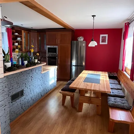 Ferienhaus Do Wynajecia Poręba Wielka